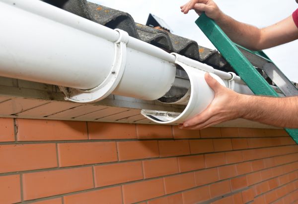 Gutter Maintenance in Frisco