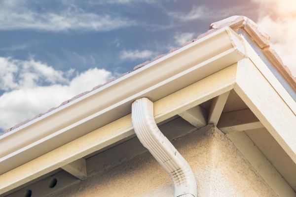 Seamless Gutter Replacement in Frisco
